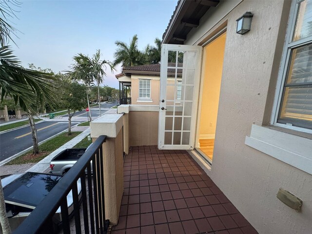 8706 Blaze Ct, Davie, FL 33328 - view of balcony