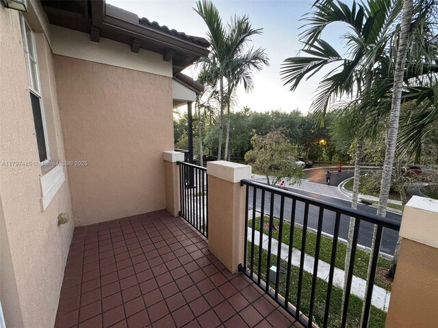 8706 Blaze Ct, Davie, FL 33328 - view of balcony