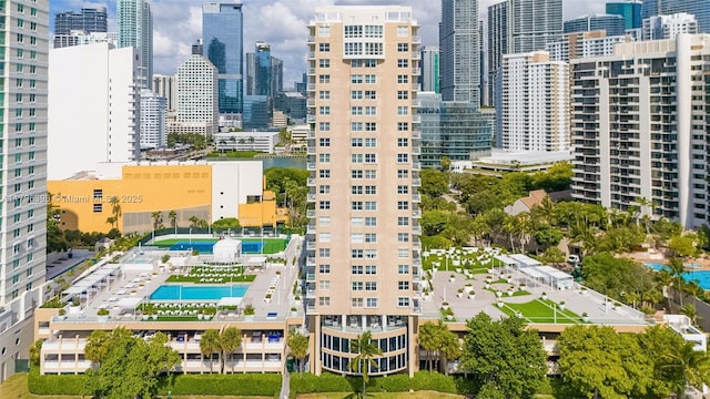 770 Claughton Island Dr Unit 1114, Miami, FL 33131 - view of city skyline