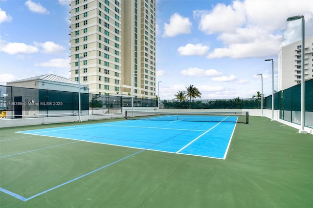 770 Claughton Island Dr Unit 1114, Miami, FL 33131 - view of tennis court