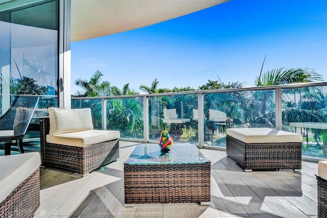 488 NE 18th St Unit 208, Miami, FL 33132 - view of balcony