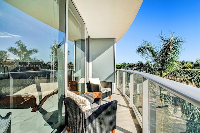 488 NE 18th St Unit 208, Miami, FL 33132 - view of balcony