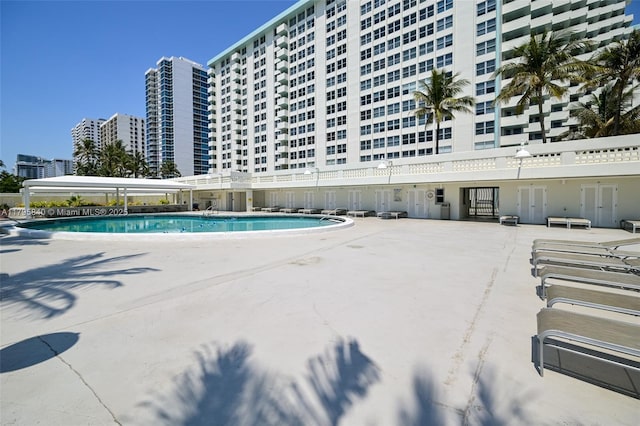2899 Collins Ave Unit 1738, Miami Beach, FL 33140 - community pool with a patio