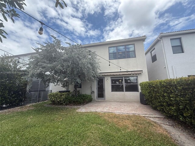 704 NE 193rd St, Miami, FL 33179 - photo 17