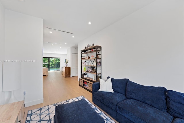 3132 Plaza St, Miami, FL 33133 - living area featuring light wood finished floors and recessed lighting