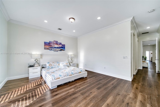207 SW 11th St, Dania Beach, FL 33004 - bedroom with wood finished floors, baseboards, ornamental molding, and recessed lighting