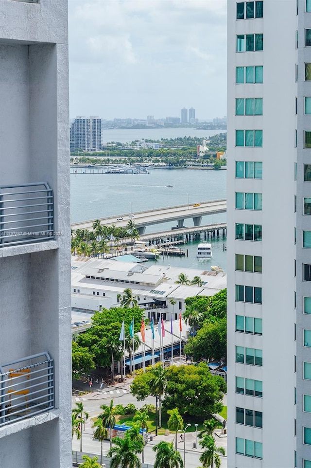 227 NE 2nd St Unit 2508, Miami, FL 33132 - property view of water with a view of city