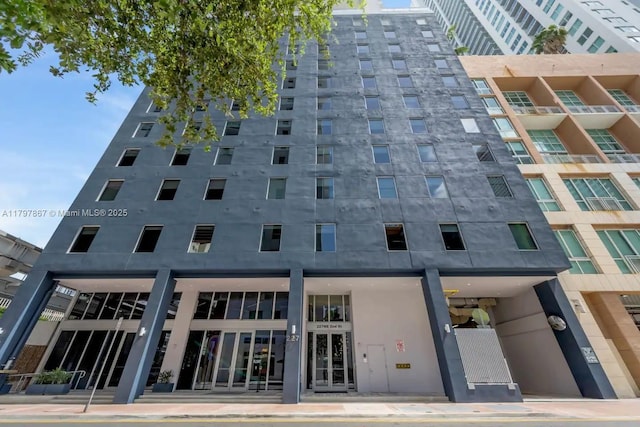 227 NE 2nd St Unit 2508, Miami, FL 33132 - view of building exterior