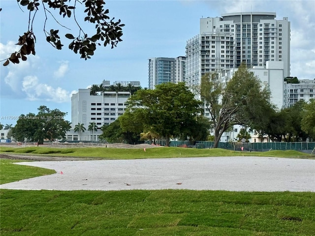 1700 Pierce St Unit 202, Hollywood, FL 33020 - view of property's community featuring a view of city