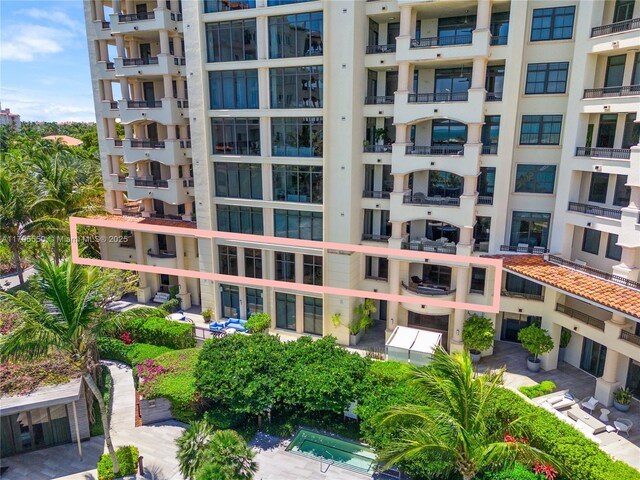 7025 Fisher Island Dr Unit 7025, Miami Beach, FL 33109 - view of apartment building / complex