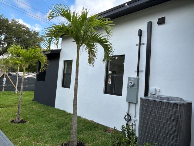 1611 SW 30th Ave, Fort Lauderdale, FL 33312 - view of yard