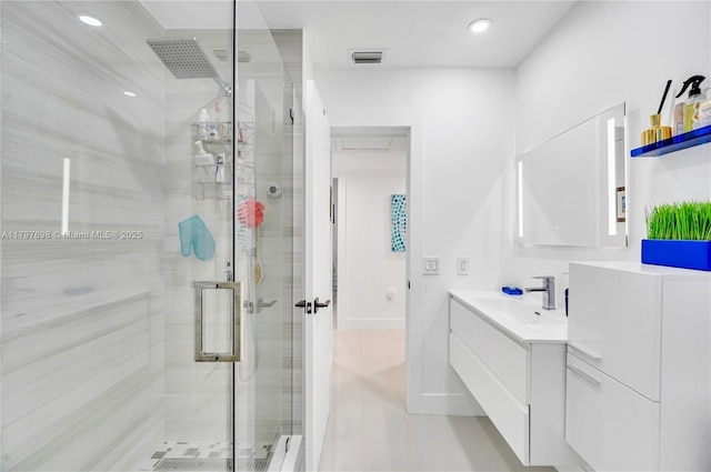 8501 SW 142nd St, Palmetto Bay, FL 33158 - full bathroom with a wealth of natural light, toilet, visible vents, and vanity