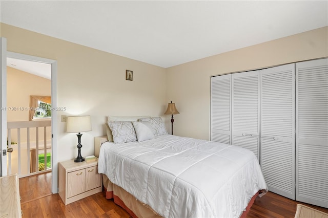 631 NW 205th Ave, Pembroke Pines, FL 33029 - bedroom with a closet and wood finished floors