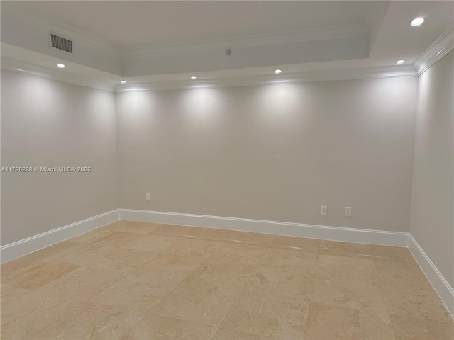 empty room featuring baseboards, recessed lighting, visible vents, and crown molding