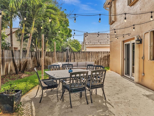 10273 SW 16th Ct, Pembroke Pines, FL 33025 - fenced backyard featuring a patio and outdoor dining space