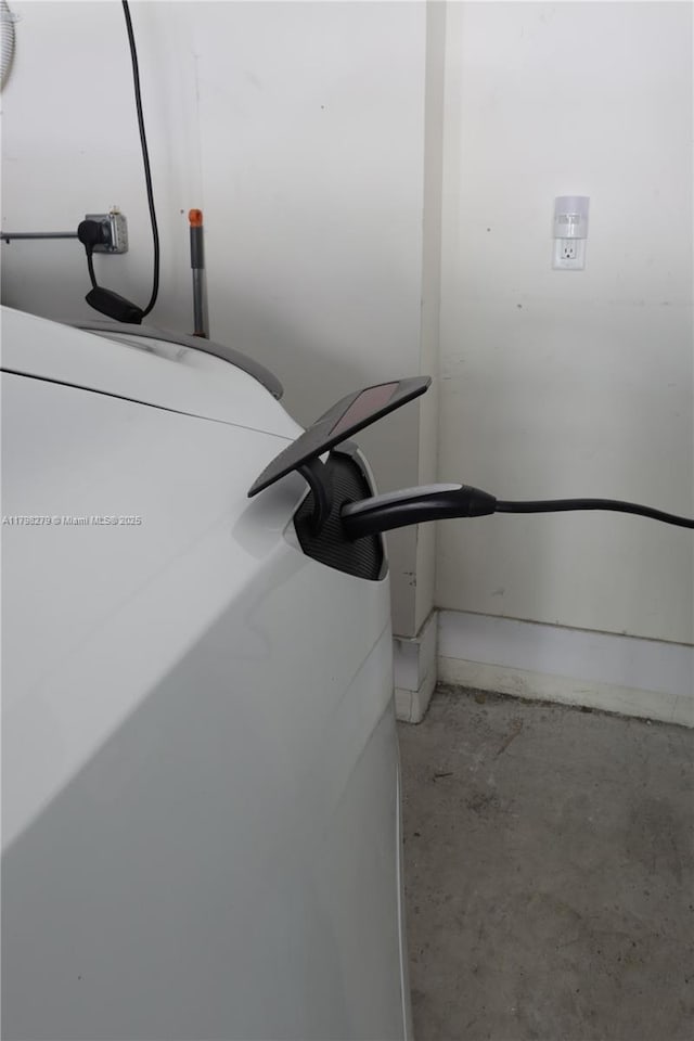 4962 NW 83rd Path Unit 4962, Doral, FL 33166 - detailed view of unfinished concrete flooring