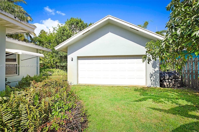 view of detached garage