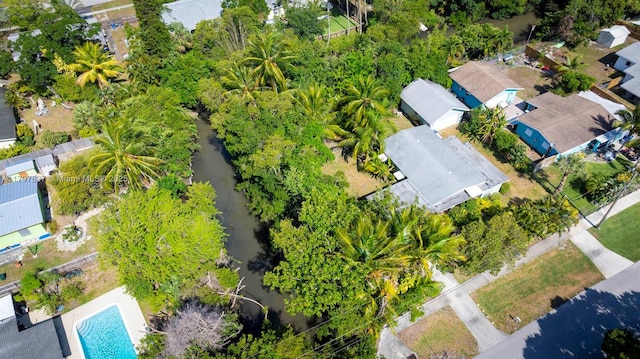 602 S Caloosahatchee Ave, Jupiter, FL 33458 - bird's eye view of a pool