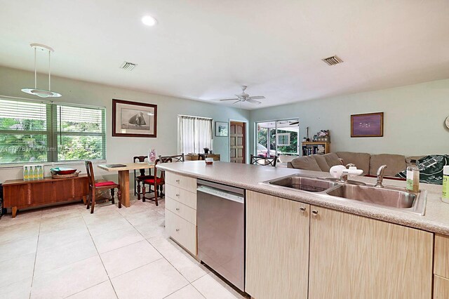 602 S Caloosahatchee Ave, Jupiter, FL 33458 - photo 20