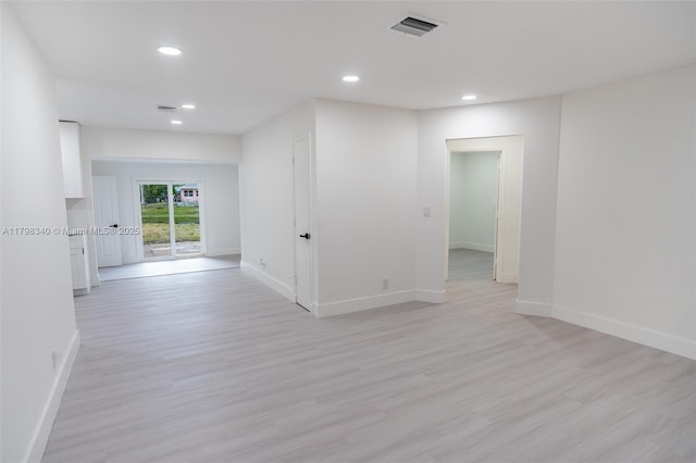 3531 NW 26th St, Lauderdale Lakes, FL 33311 - empty room featuring recessed lighting, light wood-style flooring, and baseboards