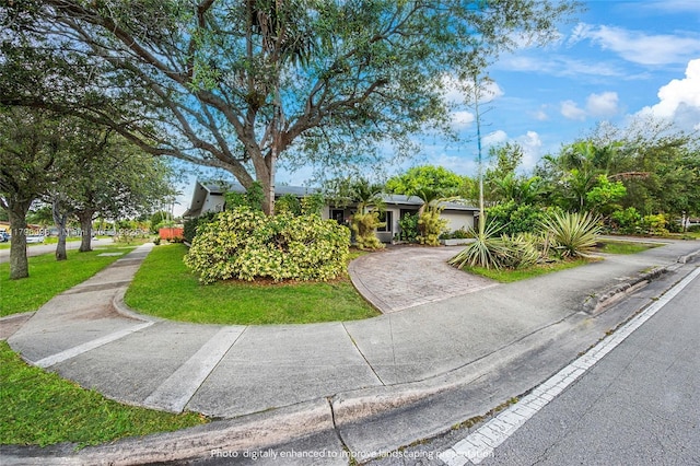 2221 N 46th Ave, Hollywood, FL 33021 - view of front of house with driveway and a front yard