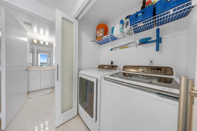 6365 Collins Ave Unit 3202, Miami Beach, FL 33141 - washroom featuring washer and clothes dryer