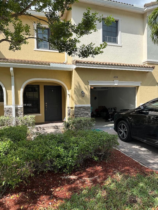 424 NE 194th Ter, Miami, FL 33179 - photo 3