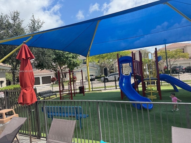 424 NE 194th Ter, Miami, FL 33179 - photo 31