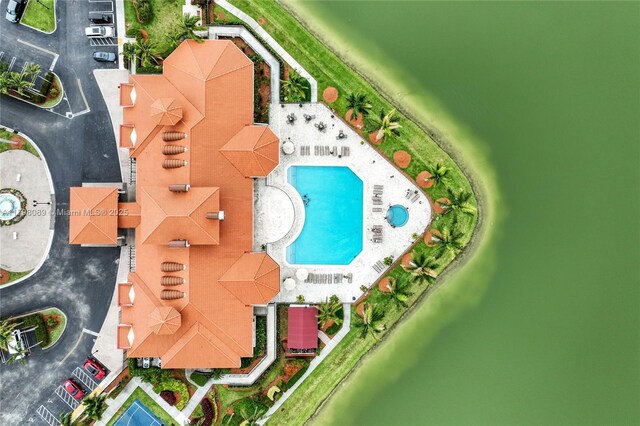 7567 SW 189th St, Cutler Bay, FL 33157 - drone / aerial view of a pool