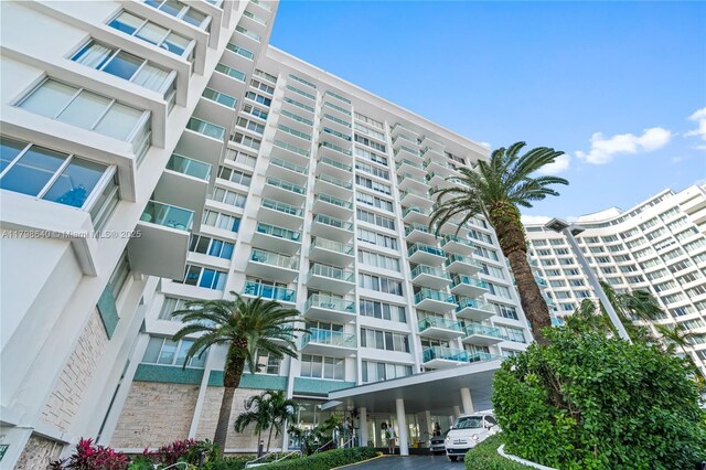 1000 W Ave Unit 308, Miami Beach, FL 33139 - view of apartment building / complex
