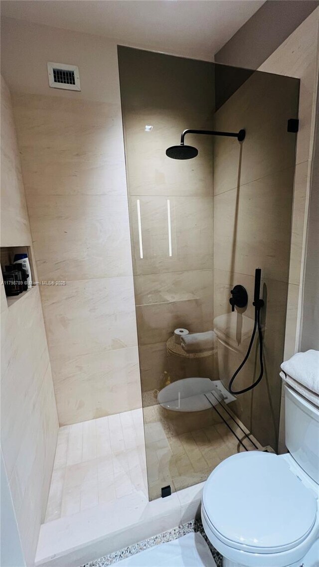 1245 NE 154th St, North Miami Beach, FL 33162 - full bath featuring toilet, a stall shower, vanity, baseboards, and recessed lighting