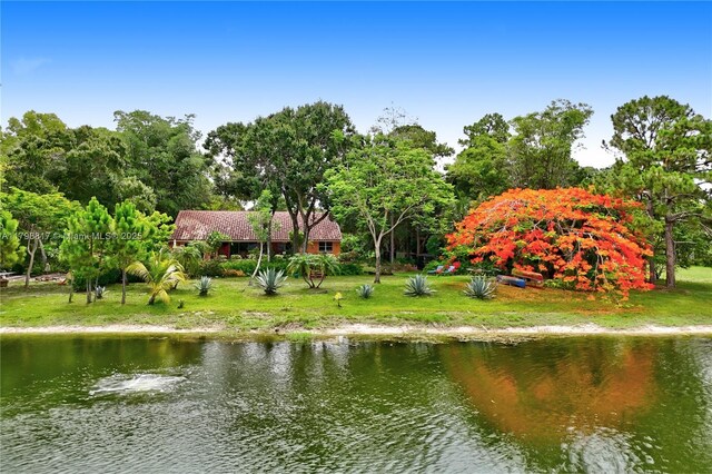 95 E Westwood Cir E, West Palm Beach, FL 33411 - water view