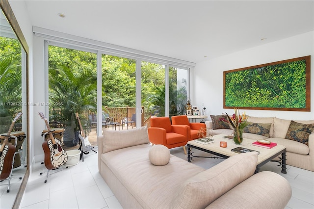 2475 NE 135th St, North Miami, FL 33181 - view of tiled living area