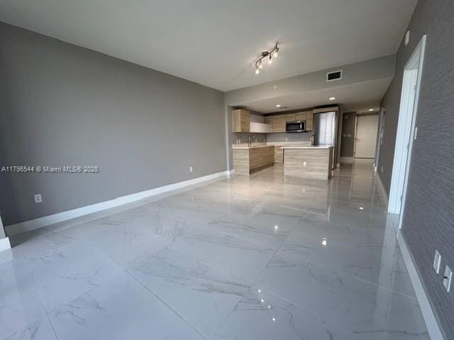 16385 Biscayne Blvd Unit 1806, North Miami Beach, FL 33160 - photo 5