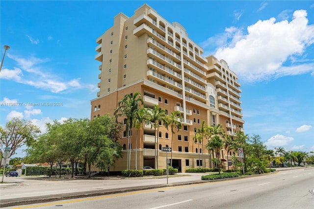 2425 SW 27th Ave Unit 1408, Miami, FL 33145 - view of apartment building / complex