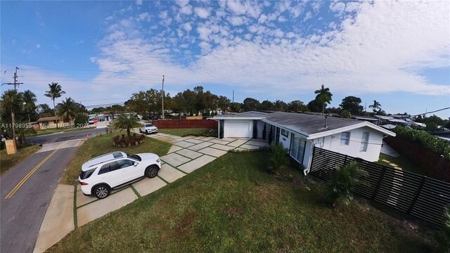 2406 Marathon Ln, Fort Lauderdale, FL 33312 - exterior space
