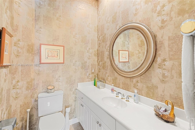 8100 Muirhead Cir, Boynton Beach, FL 33472 - bathroom with vanity and wallpapered walls