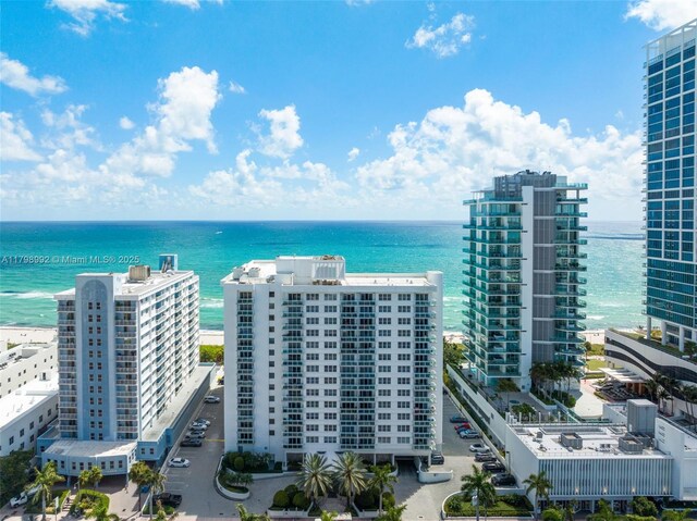 6917 Collins Ave Unit 607, Miami Beach, FL 33141 - view of urban area featuring a large body of water