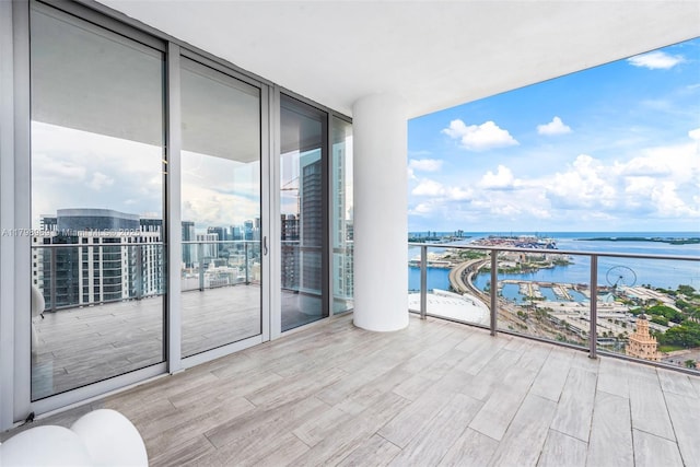851 NE 1st Ave Unit 4011, Miami, FL 33132 - balcony featuring a water view and a city view