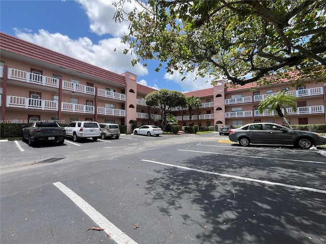 9420 Sunrise Lakes Blvd Unit 106, Sunrise, FL 33322 - view of uncovered parking lot