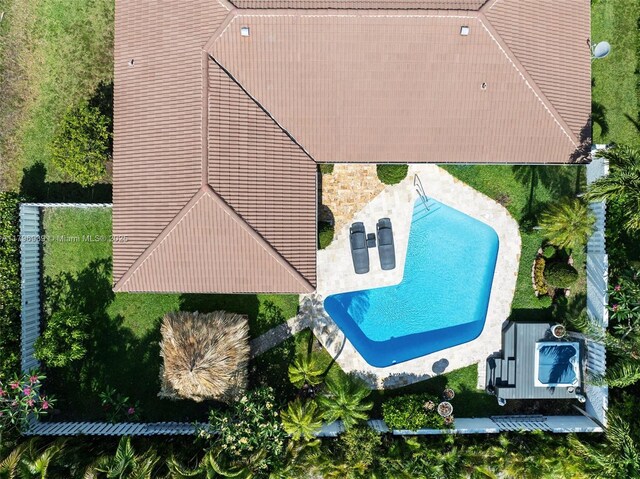 3215 NW 114th Ln, Coral Springs, FL 33065 - bird's eye view of a pool