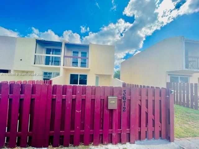 3672 SW 59th Ave Unit 7, Davie, FL 33314 - view of gate