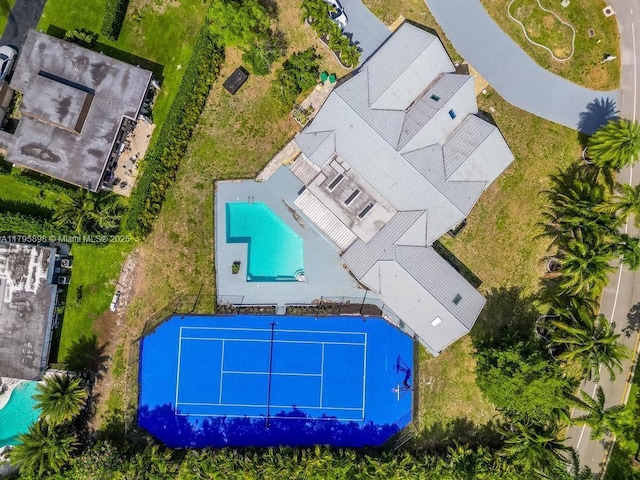 5715 Bayberry Ln, Tamarac, FL 33319 - drone / aerial view of a pool