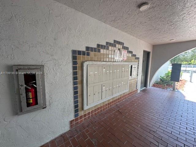 2000 N Congress Ave Unit 411, West Palm Beach, FL 33401 - view of property's community featuring mail area