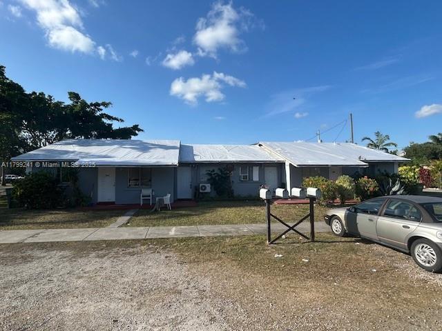1207 NE 1st Ave, Homestead, FL 33030 - view of front of home
