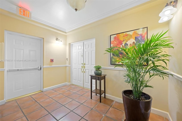1400 Salzedo St Unit 208, Coral Gables, FL 33134 - entrance foyer featuring tile patterned flooring and ornamental molding