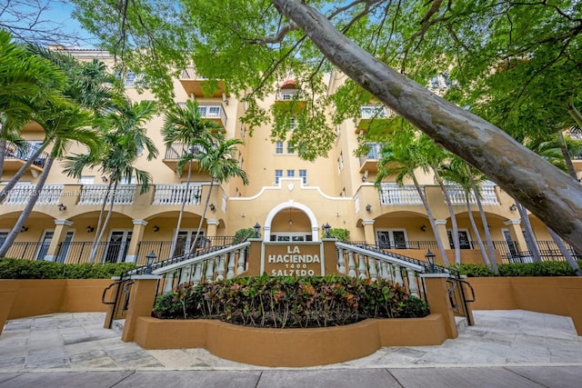 1400 Salzedo St Unit 208, Coral Gables, FL 33134 - view of apartment building / complex