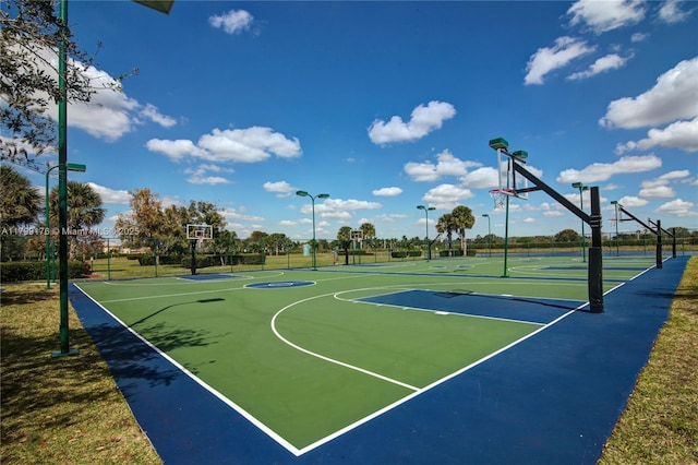 14284 NW 18th Mnr, Pembroke Pines, FL 33028 - view of basketball court with community basketball court