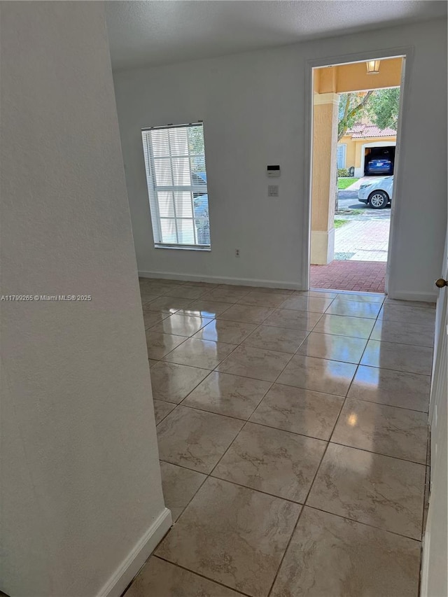 4139 NE 26th St, Homestead, FL 33033 - unfurnished room featuring healthy amount of natural light