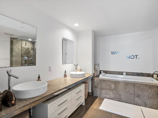 475 Brickell Ave Unit 5507, Miami, FL 33131 - view of carpeted bedroom